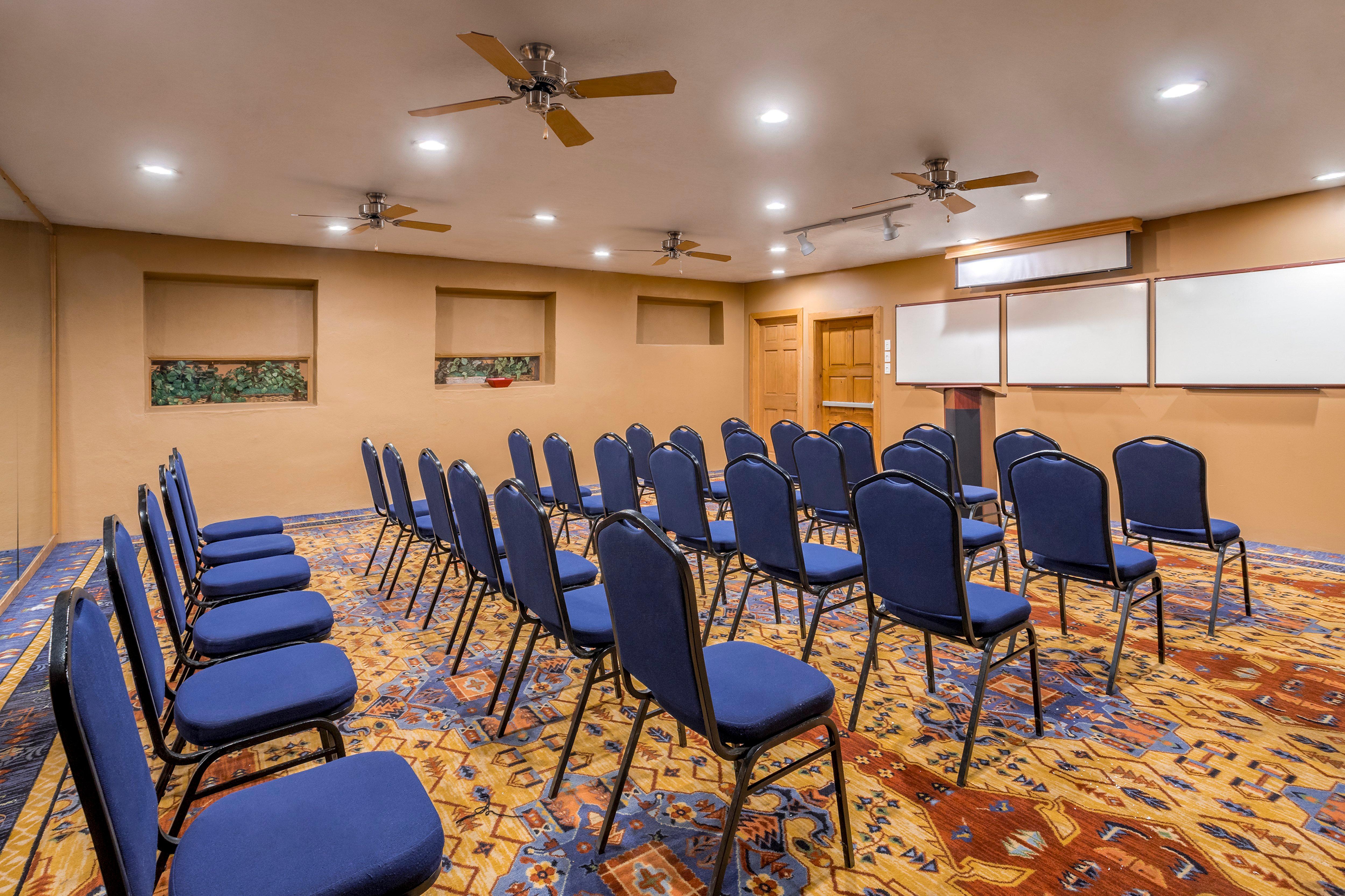 Holiday Inn Canyon De Chelly-Chinle By Ihg Exterior foto